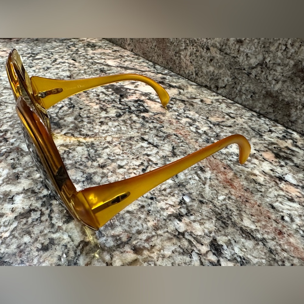 1970’s Vintage Christian Dior Yellow & Brown Striped *Rare* Oversized Sunglasses - Picture 8 of 8